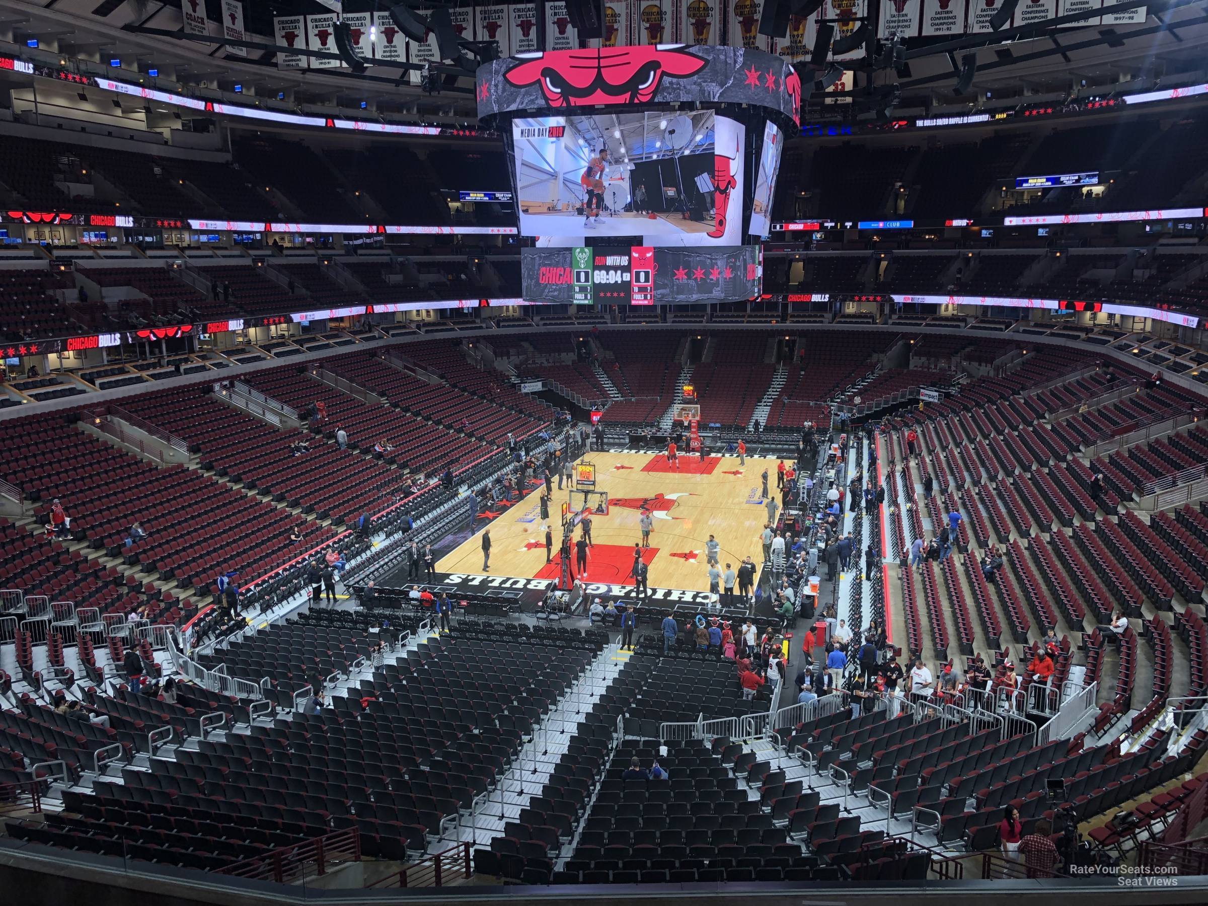 United Center Section 208 - Chicago Bulls - RateYourSeats.com