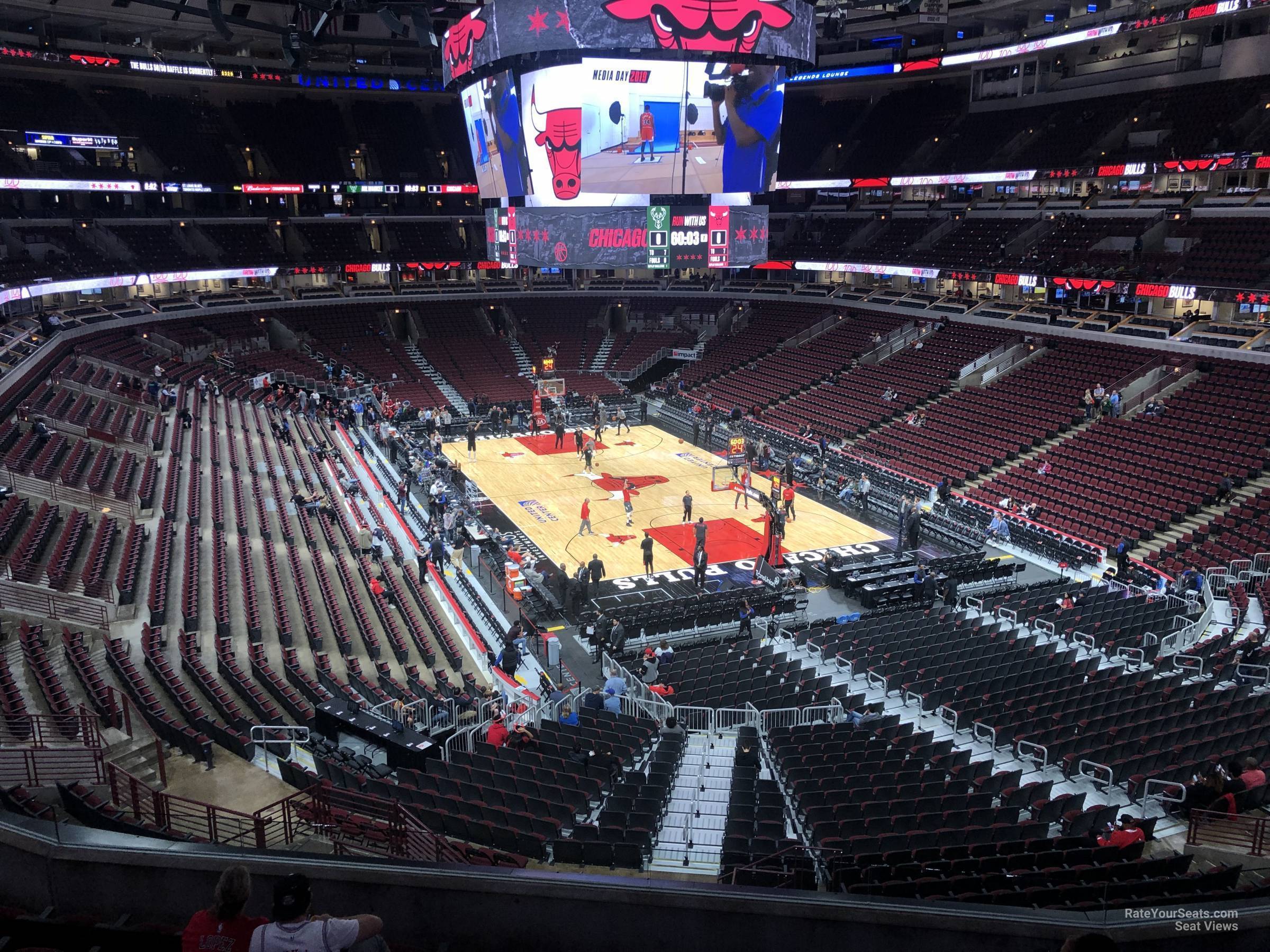 United Center Section 228 - Chicago Bulls - RateYourSeats.com