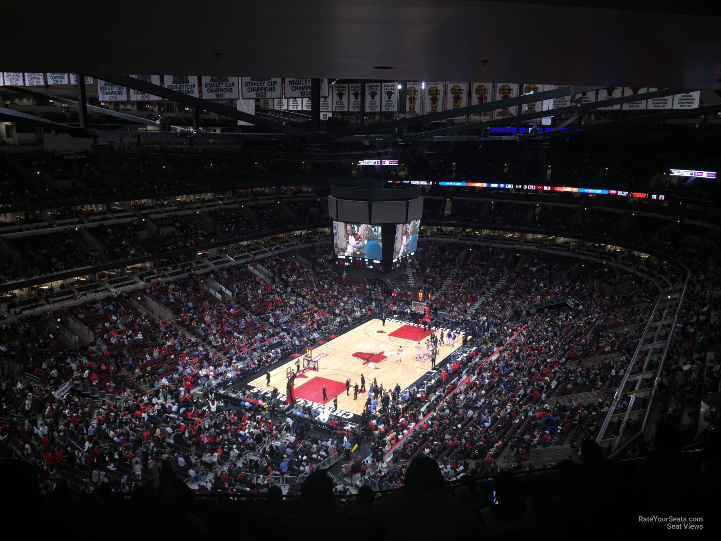 Section 306 at United Center - Chicago Bulls - RateYourSeats.com