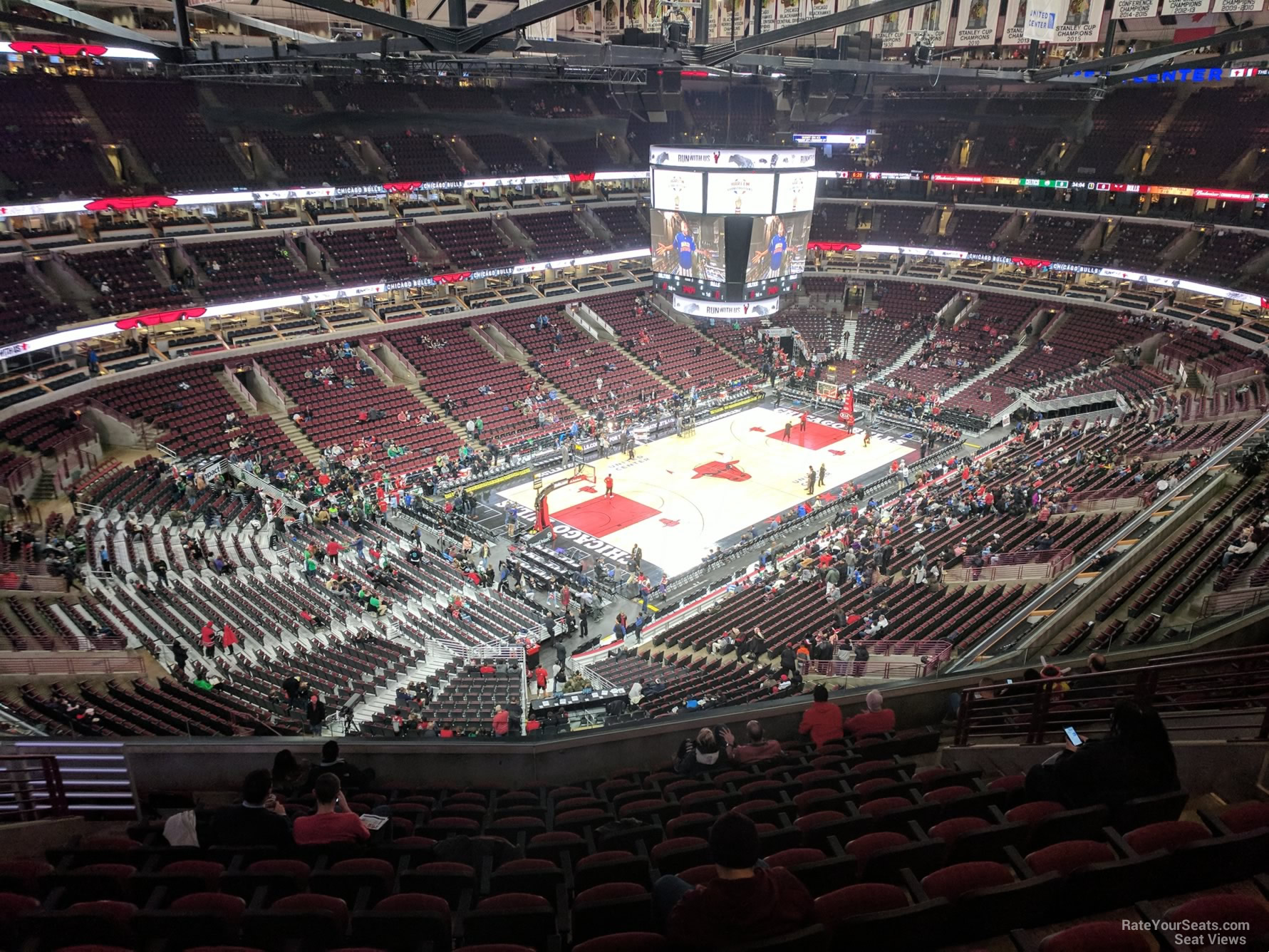 United Center Section 322 - Chicago Bulls - RateYourSeats.com