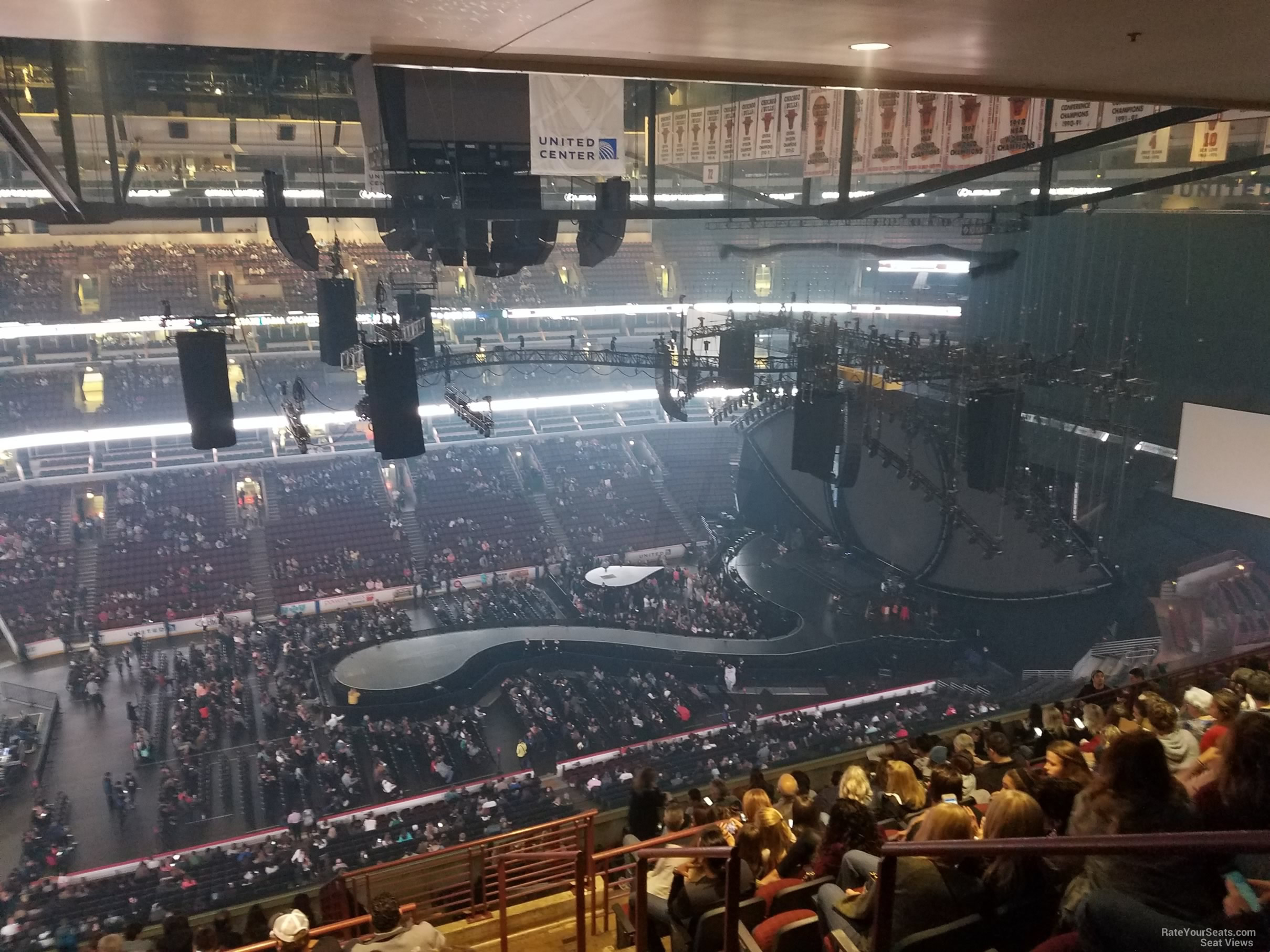 section 302, row 17 seat view  for concert - united center