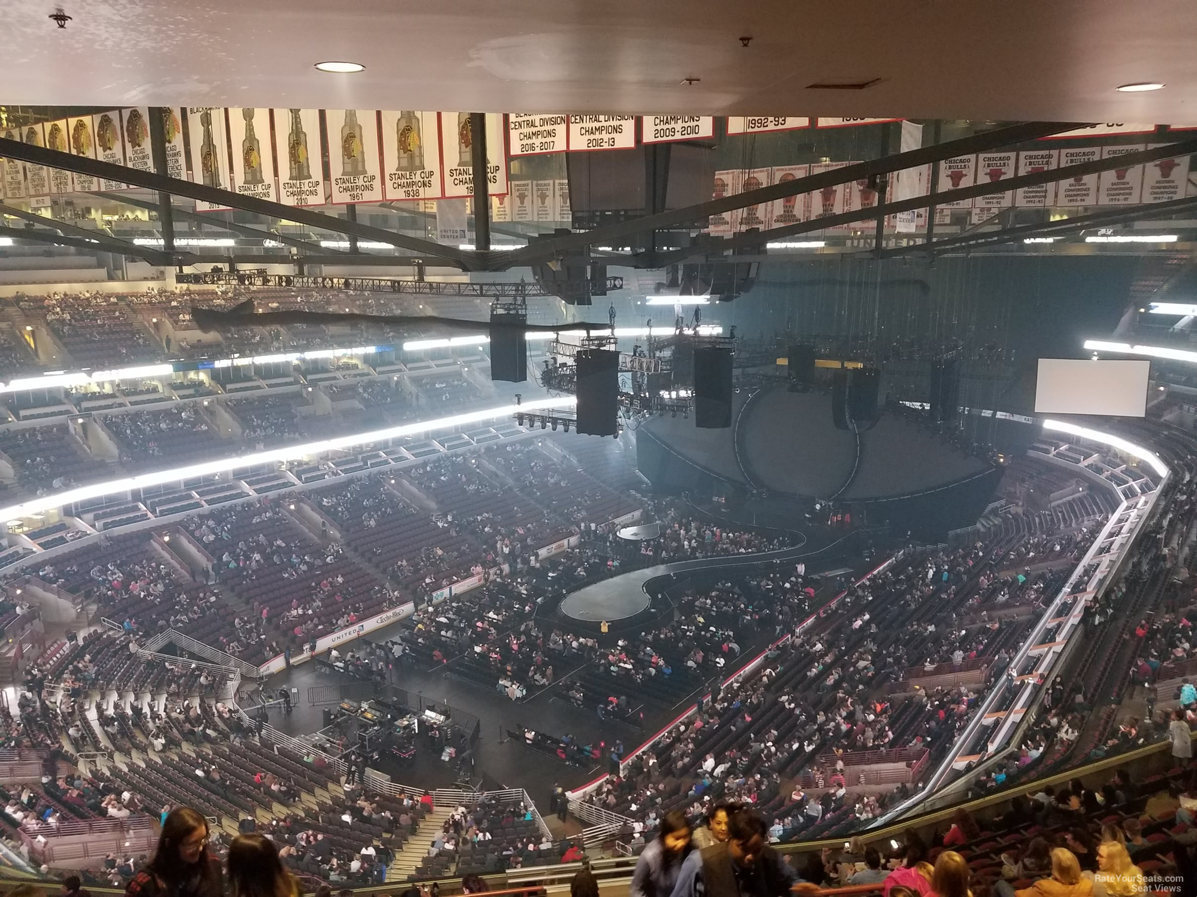 section 306, row 17 seat view  for concert - united center