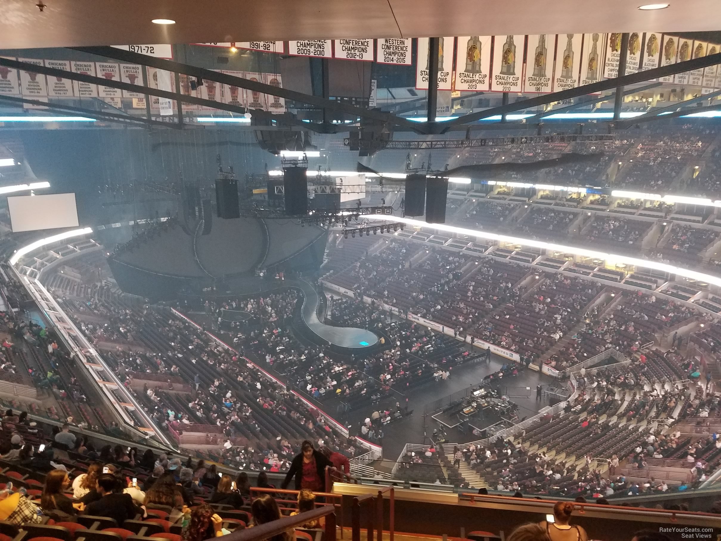 section 312, row 17 seat view  for concert - united center