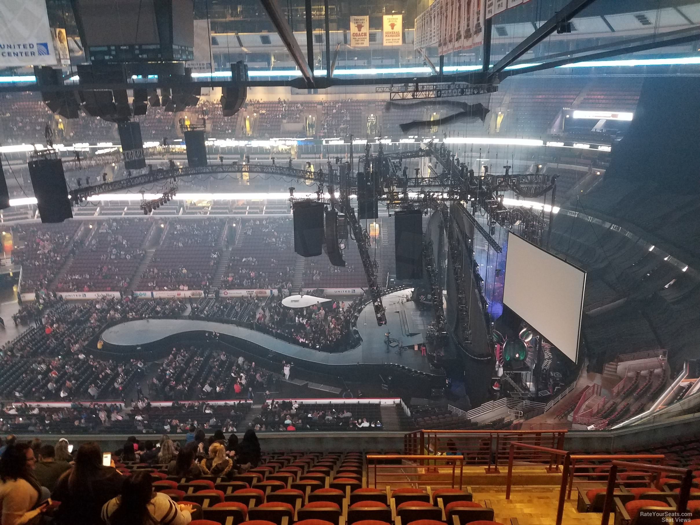 section 333, row 17 seat view  for concert - united center