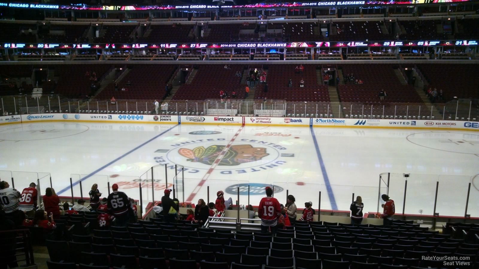 United Center Section 122 - Chicago Blackhawks - RateYourSeats.com