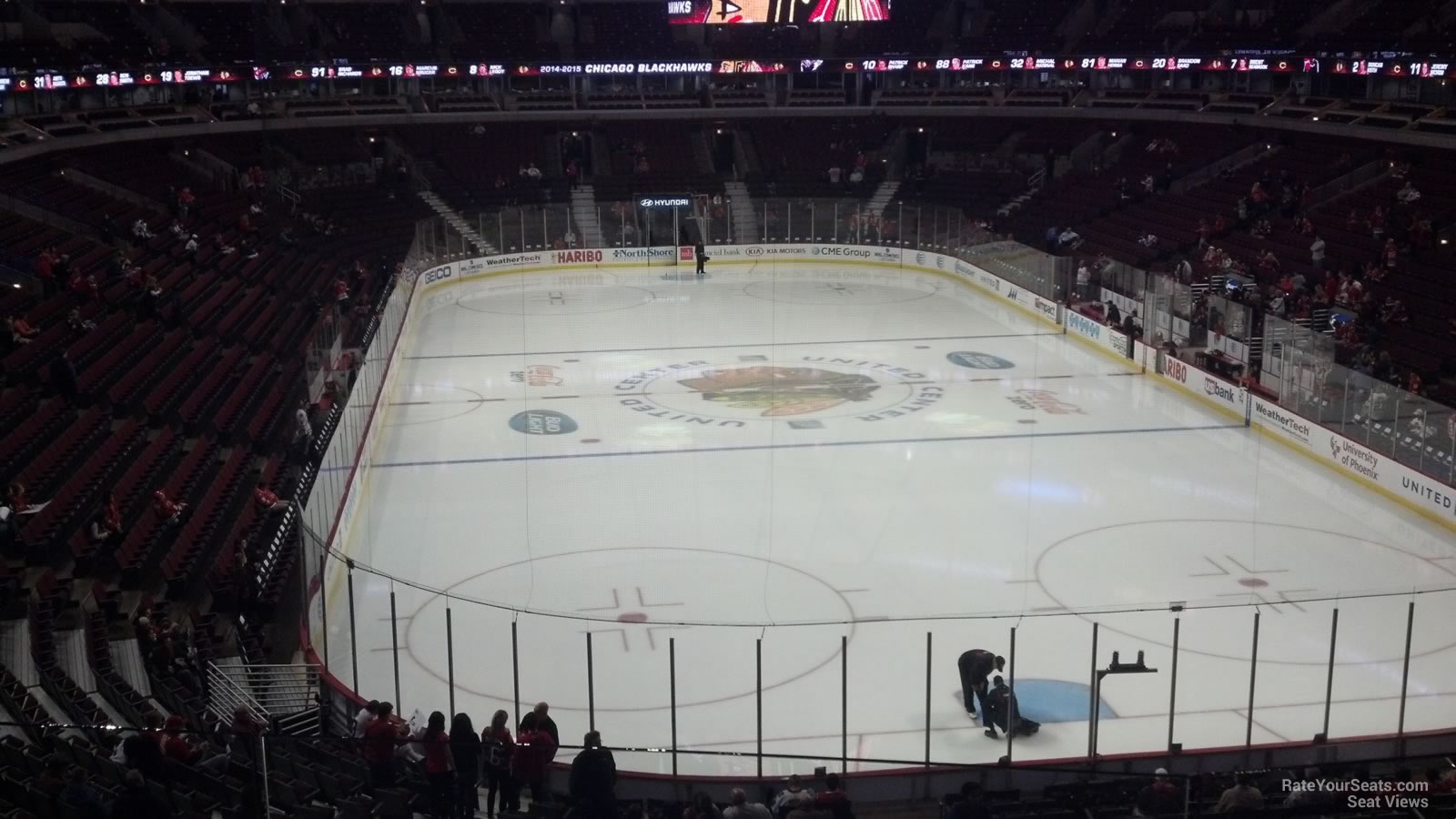 United Center Section 210 - Chicago Blackhawks - RateYourSeats.com