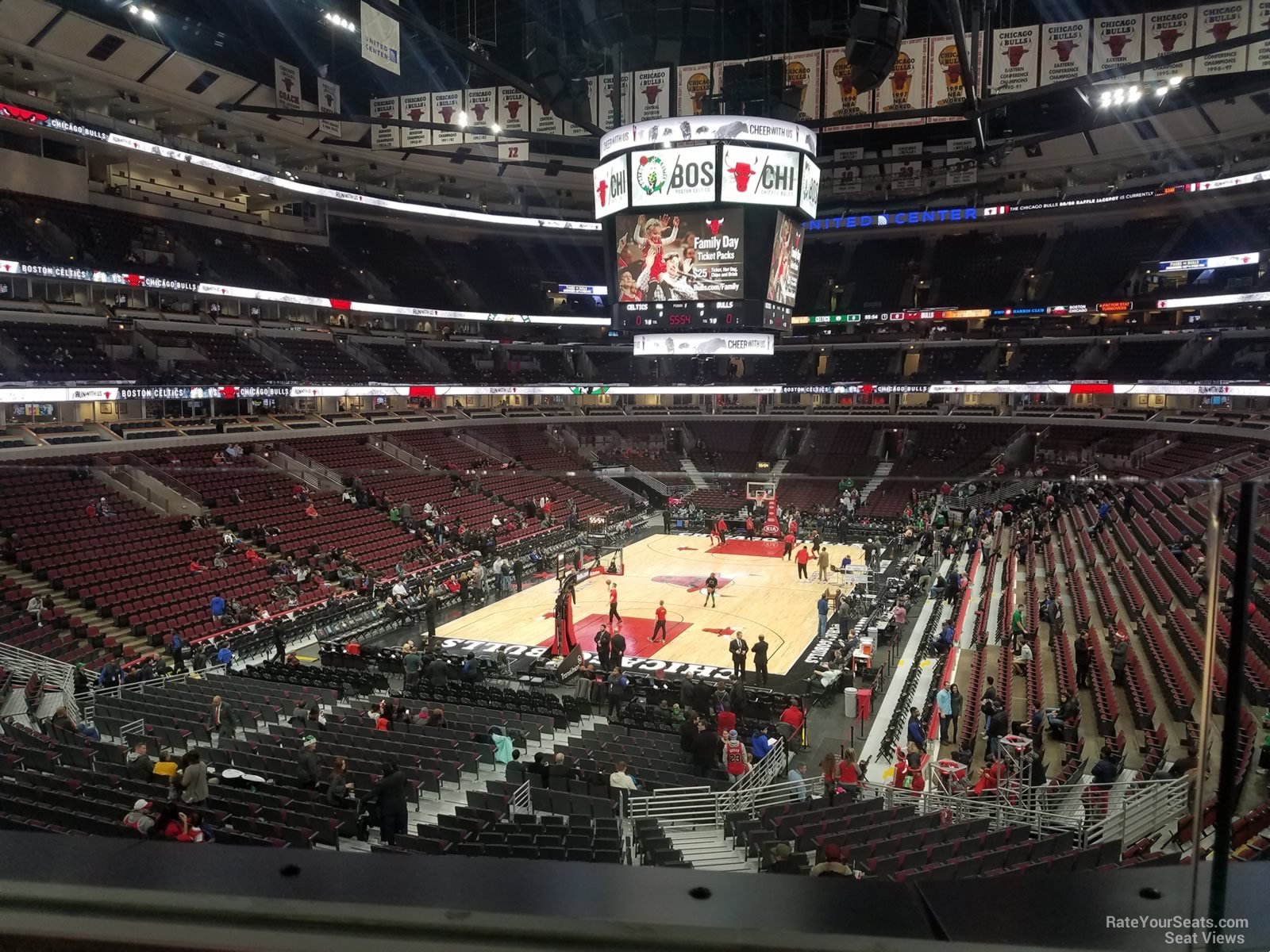 United Center Section 207 - Chicago Bulls - RateYourSeats.com