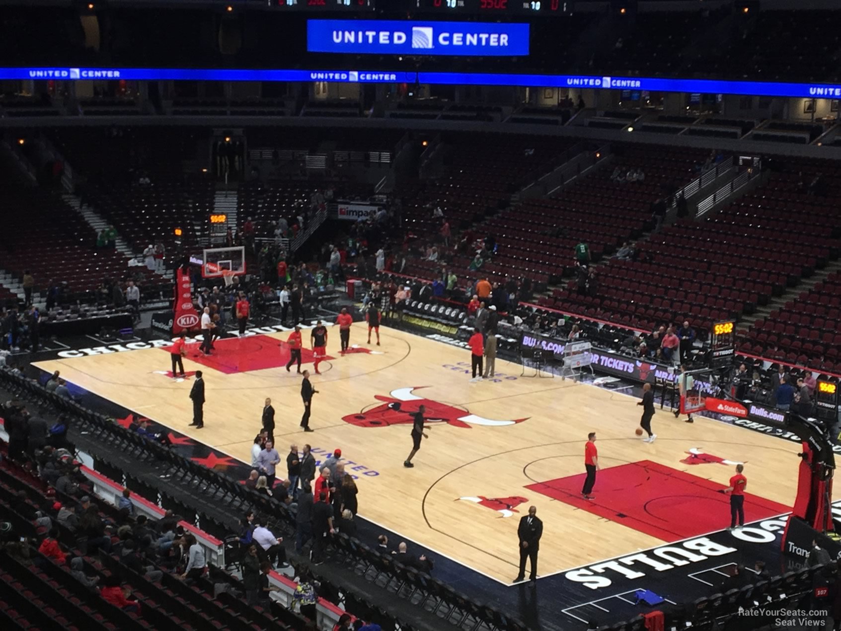 Section 213 at United Center - Chicago Bulls - RateYourSeats.com