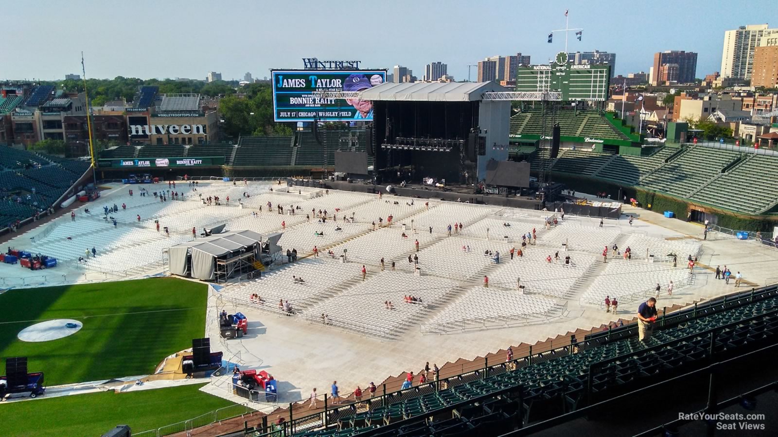 section 424, row 4 seat view  for concert - wrigley field
