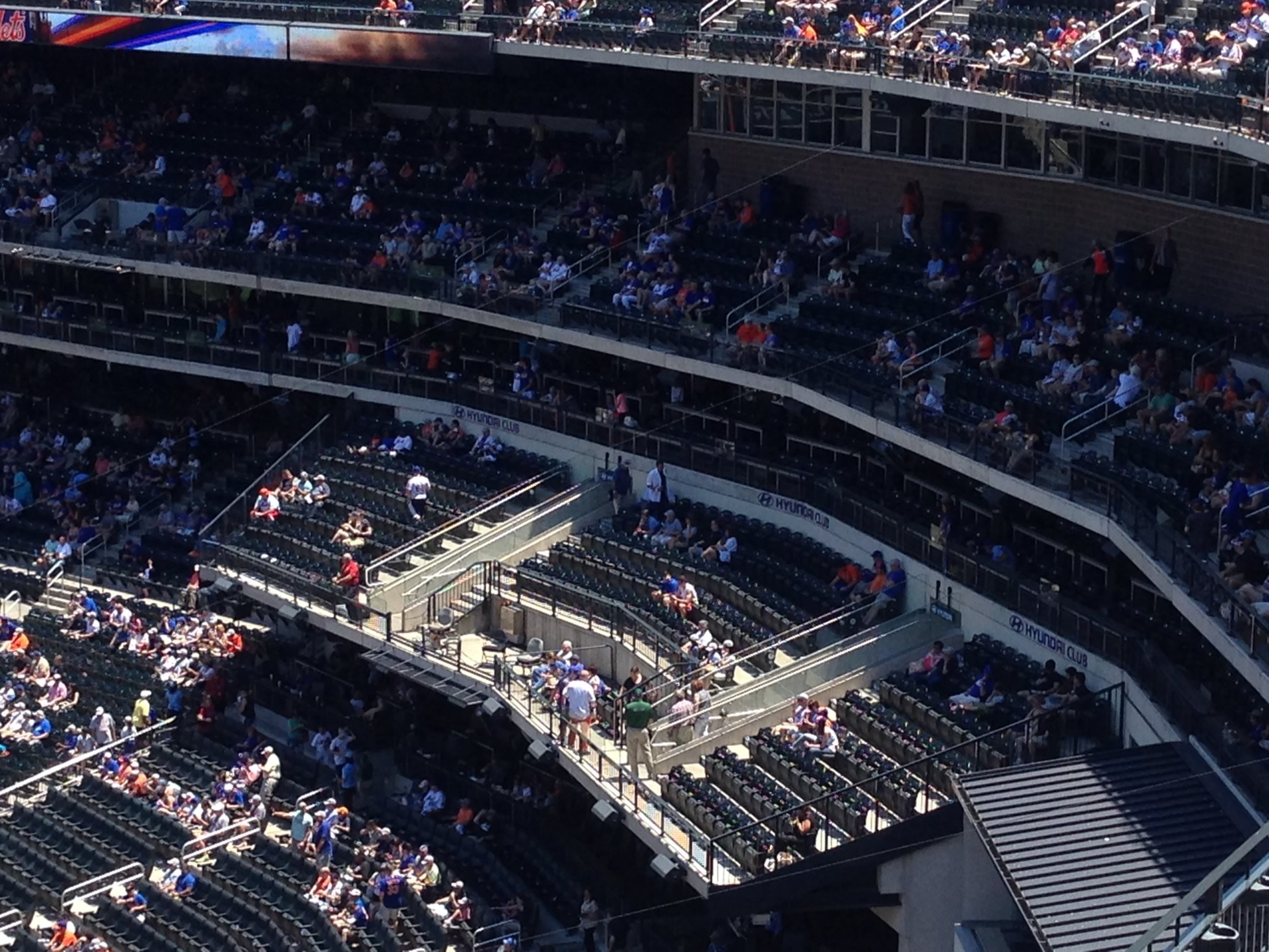 New York Mets Club Seating at Citi Field - RateYourSeats.com