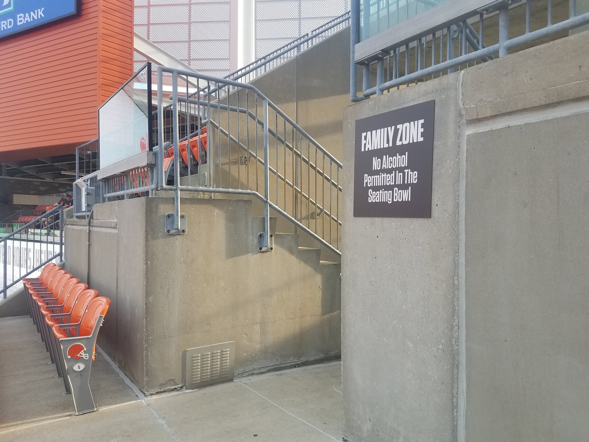 Section 351 at Cleveland Browns Stadium - RateYourSeats.com