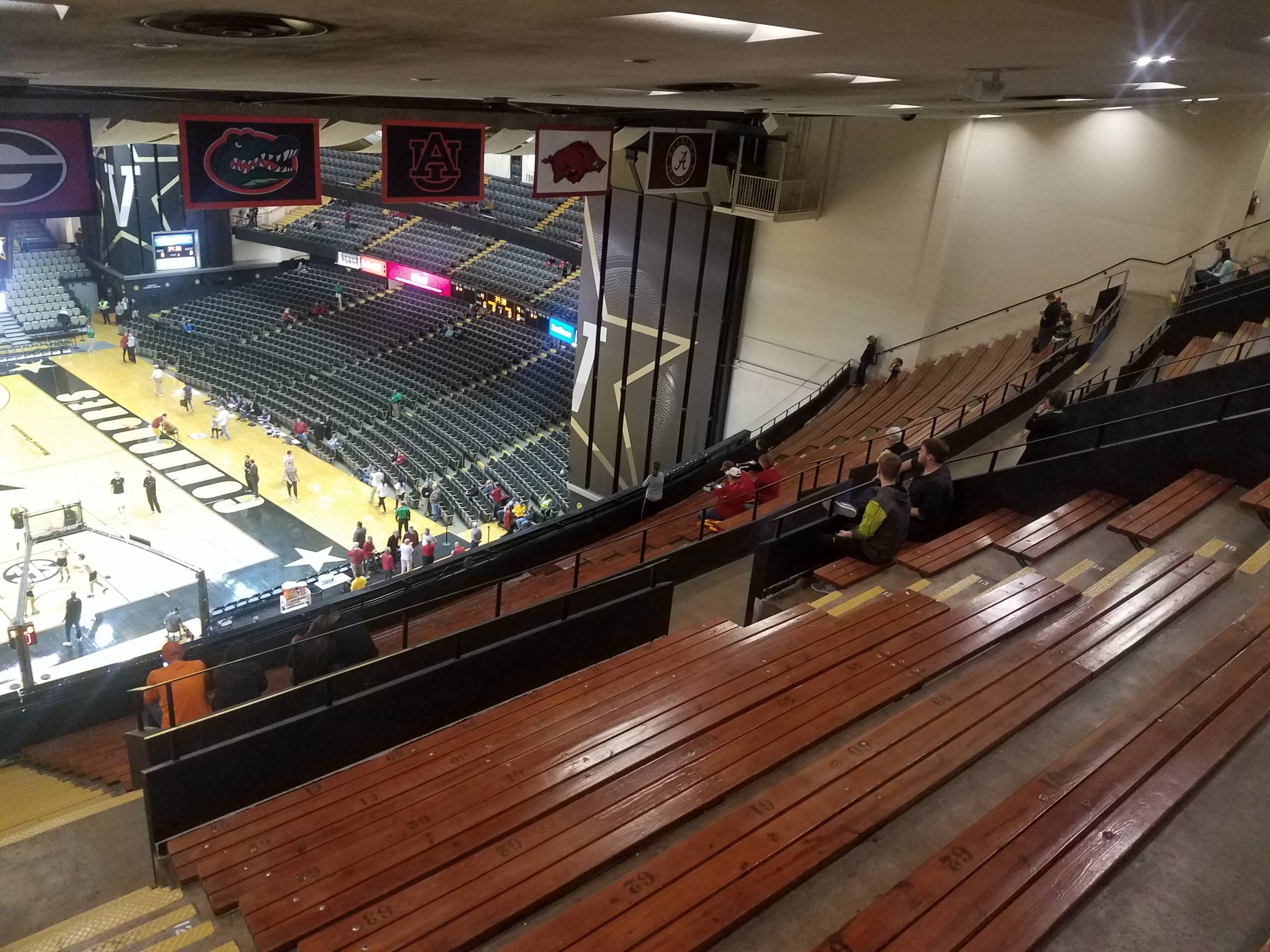 Section 3F at Memorial Gymnasium - RateYourSeats.com