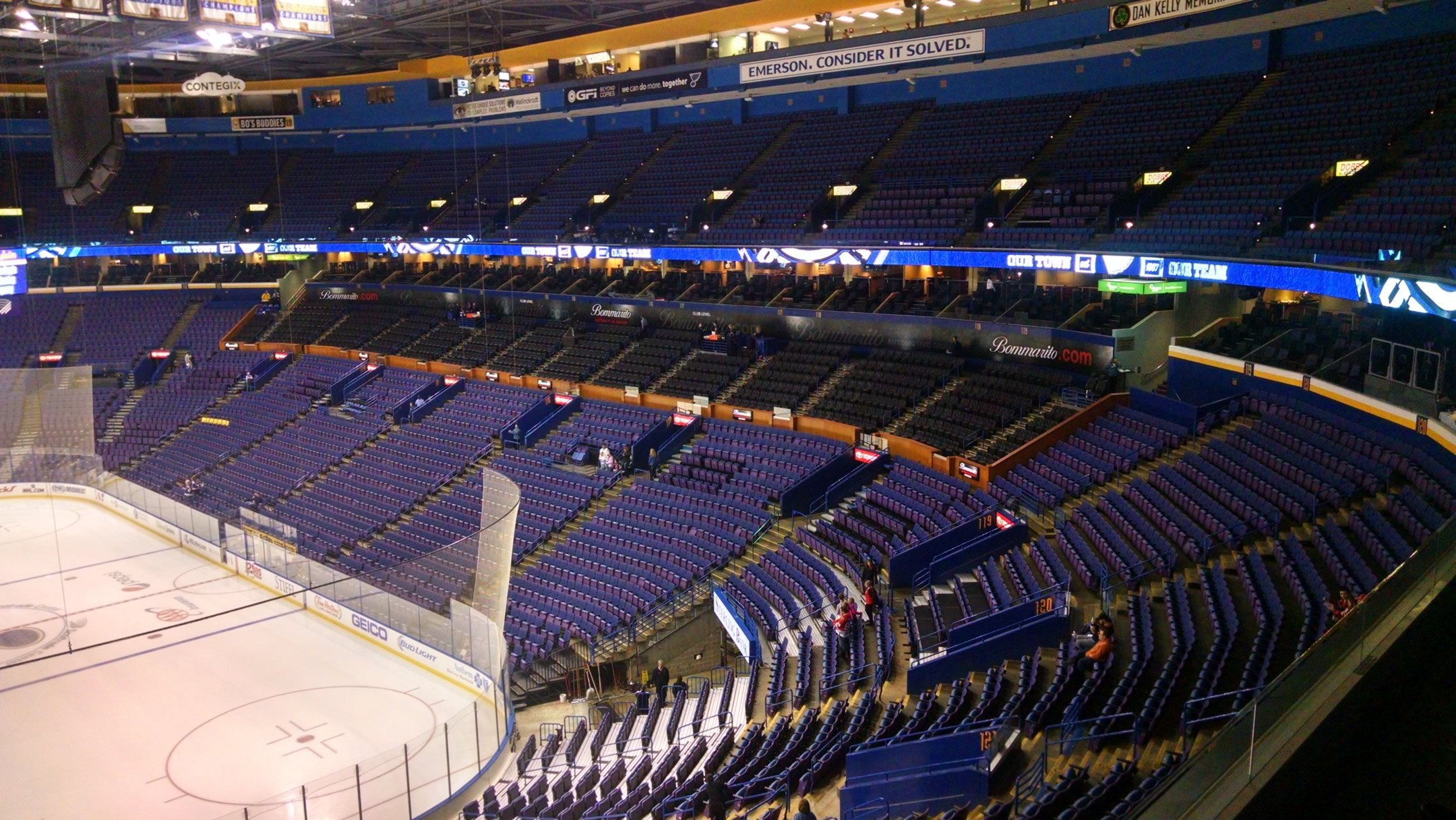 Enterprise Center Plaza Level Center - Hockey Seating - 0