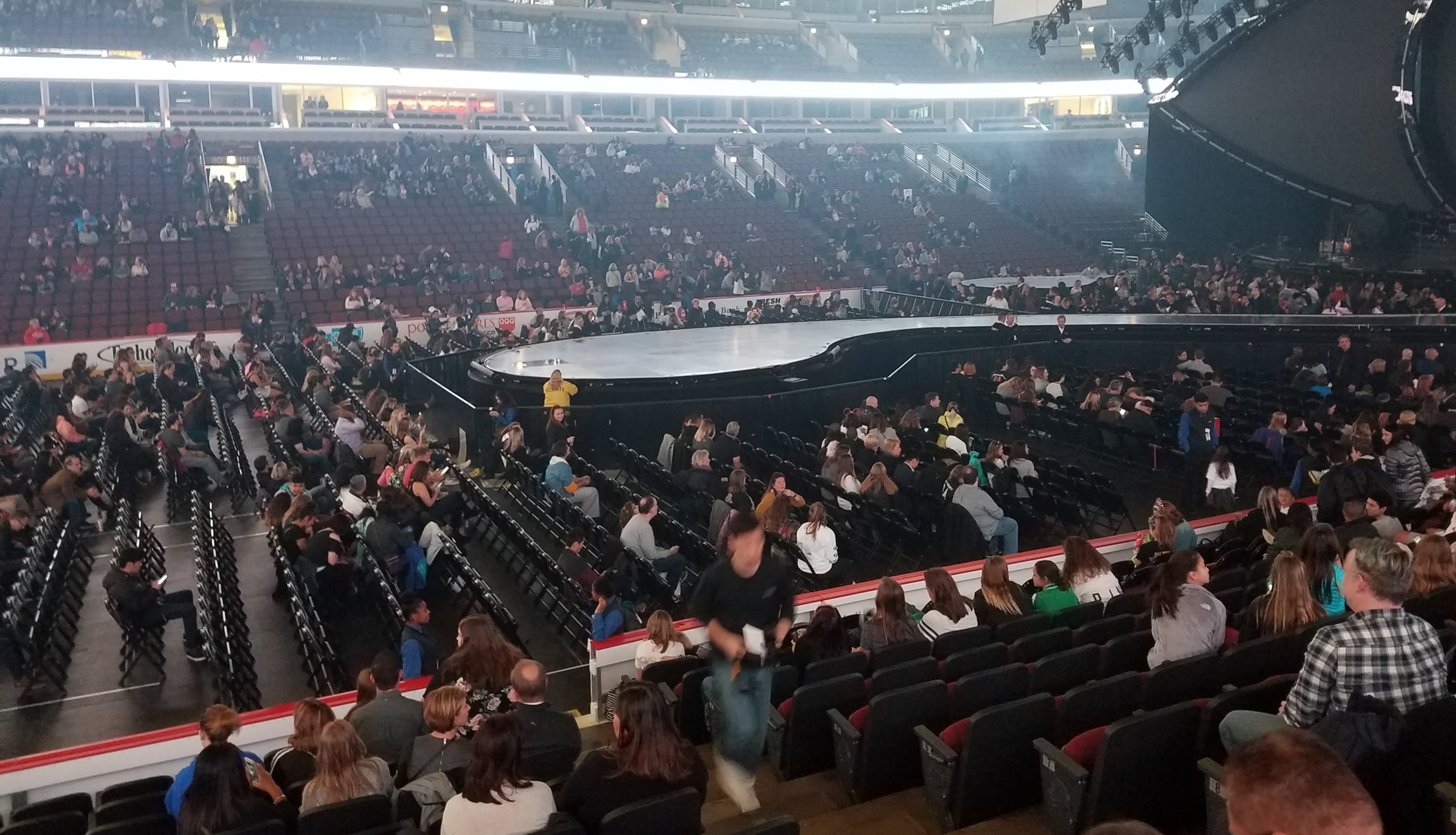 united center floor sections for concert